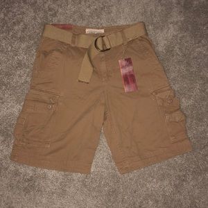 Urban pipeline cargo shorts